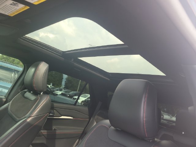 Used 2025 Ford Explorer ST w/ Sun And Sound Package RWD image 22