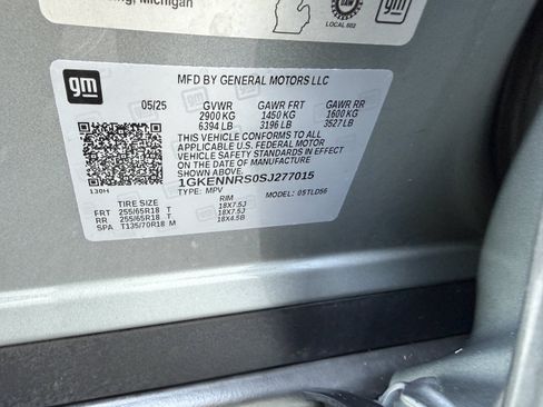 Used 2025 GMC Acadia Elevation AWD/4WD image 31