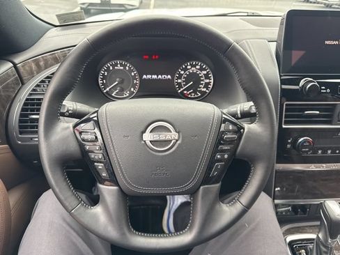 Used 2024 Nissan Armada Platinum w/ Cargo Package AWD/4WD image 19