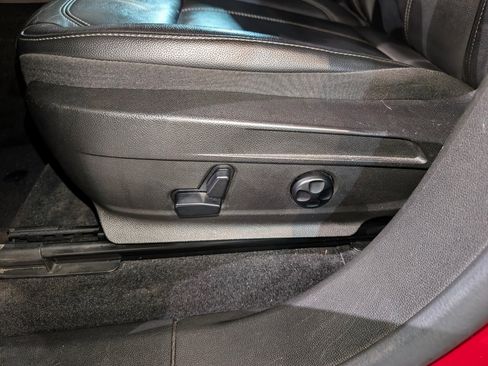 Used 2019 Alfa Romeo Stelvio AWD image 18