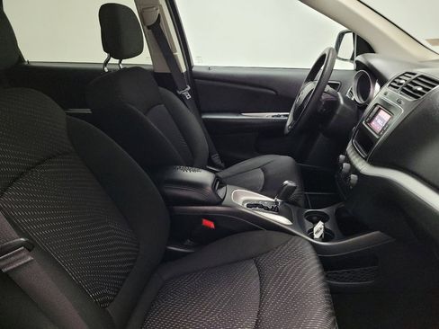 Used 2019 Dodge Journey SE w/ Blacktop Package image 21