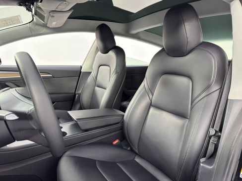 Used 2022 Tesla Model 3 Performance image 38