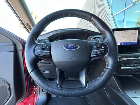 Certified 2020 Ford Explorer XLT image 13