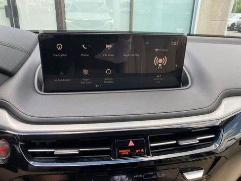 Used 2022 Acura MDX SH-AWD w/ Technology Package image 35