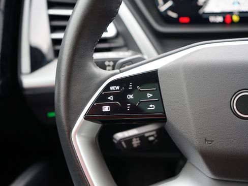 Used 2024 Audi Q4 e-tron Premium Plus w/ Premium Plus image 36