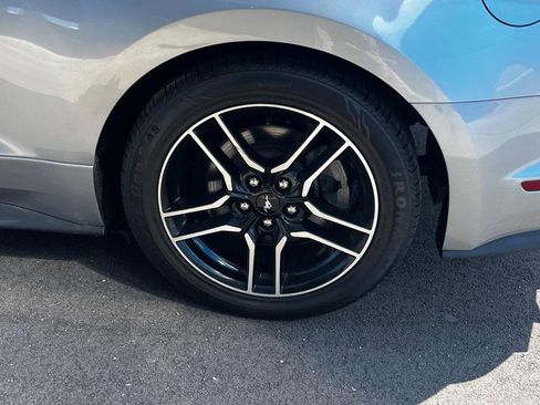 Used 2022 Ford Mustang Premium image 7