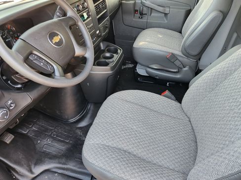 New 2025 Chevrolet Express 3500 w/ Power Convenience Package image 4