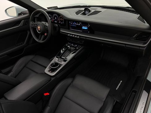 Used 2025 Porsche 911 Carrera image 15