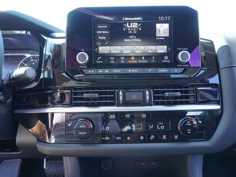 New 2025 Nissan Pathfinder SV image 20