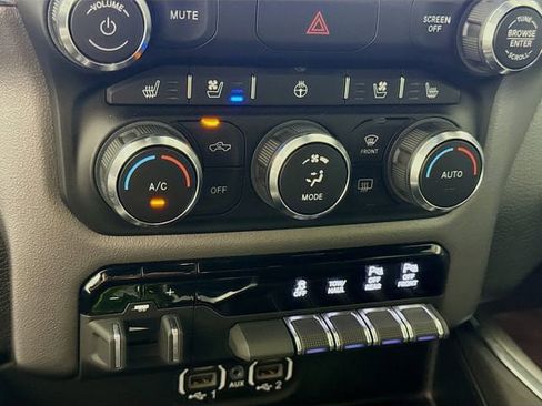 Used 2022 RAM 1500 Laramie w/ Sport Appearance Package image 15