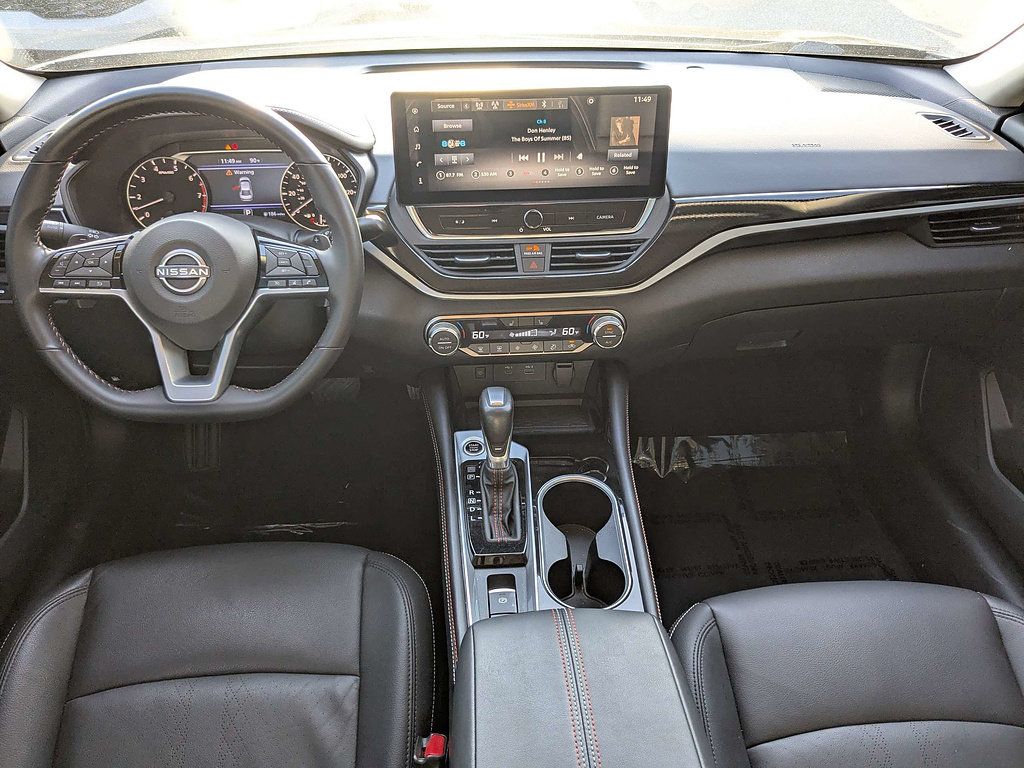 Used 2025 Nissan Altima 2.5 SR w/ SR Premium Package AWD/4WD image 15
