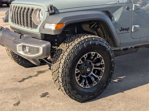 New 2026 Jeep Gladiator Sport image 8