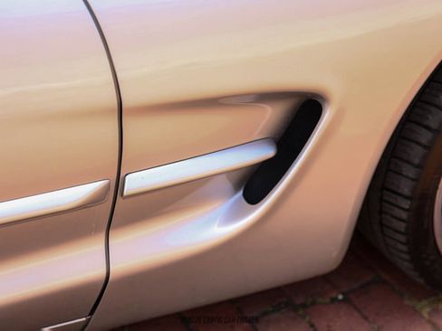 Used 2003 Chevrolet Corvette Coupe RWD image 60