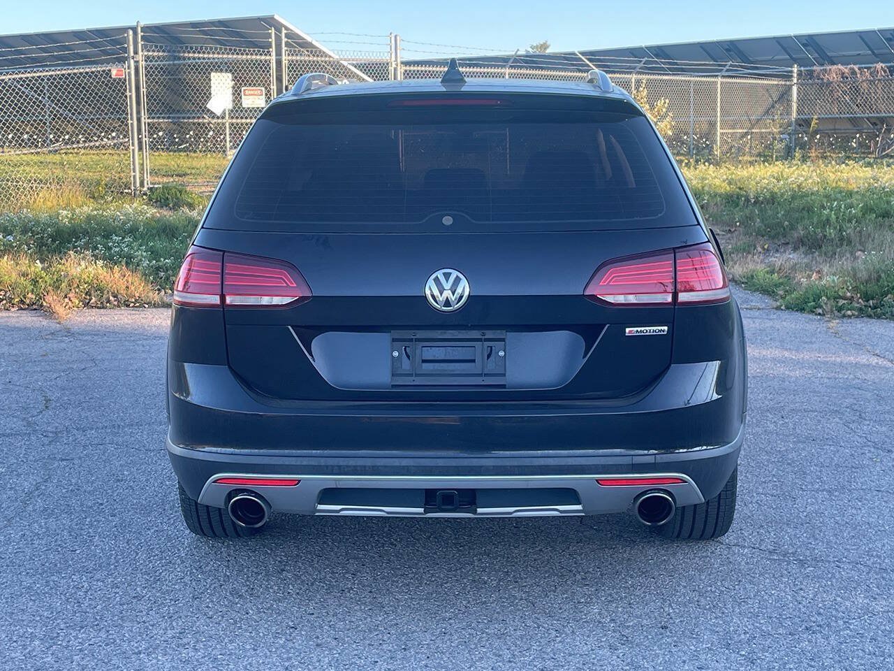 Used 2019 Volkswagen Golf Alltrack S AWD/4WD image 4