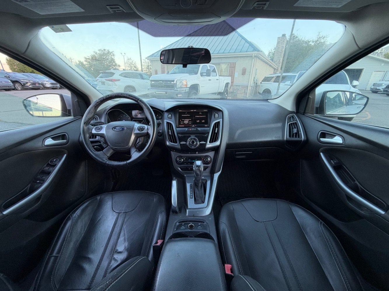 Used 2013 Ford Focus Titanium w/ Titanium Handling Pkg FWD image 11