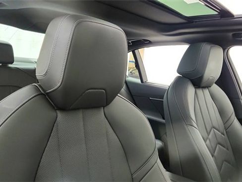 Used 2026 BMW 530i image 22