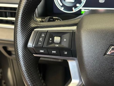 Used 2024 Mitsubishi Outlander SEL AWD/4WD image 23