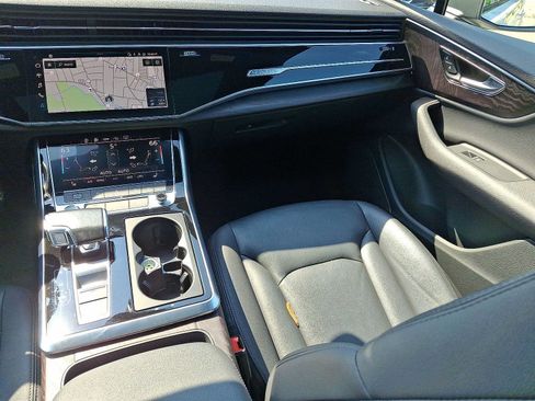 Used 2021 Audi Q7 3.0T Premium w/ Convenience Package AWD/4WD image 11
