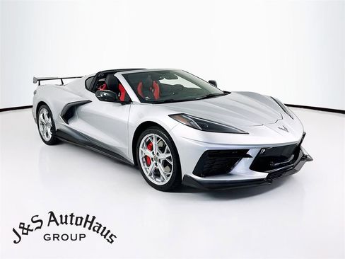Used 2020 Chevrolet Corvette Stingray Premium Cpe w/ 3LT Preferred Equipment Group image 1