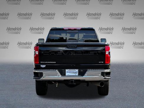 Used 2024 Chevrolet Silverado 2500 LTZ w/ LTZ Convenience Package AWD/4WD image 9