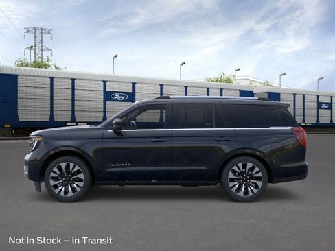 New 2026 Ford Expedition Platinum image 3