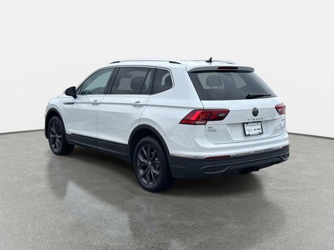 Used 2022 Volkswagen Tiguan SE image 7