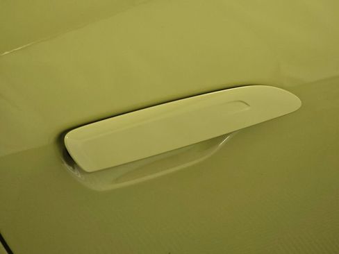 Certified 2025 Porsche 911 Carrera T RWD image 24