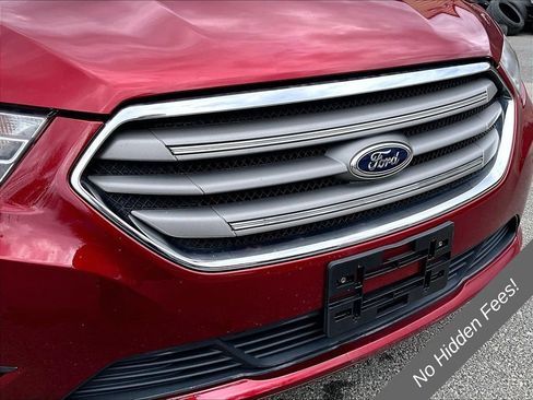 Used 2015 Ford Taurus SEL w/ Equipment Group 201A FWD image 26