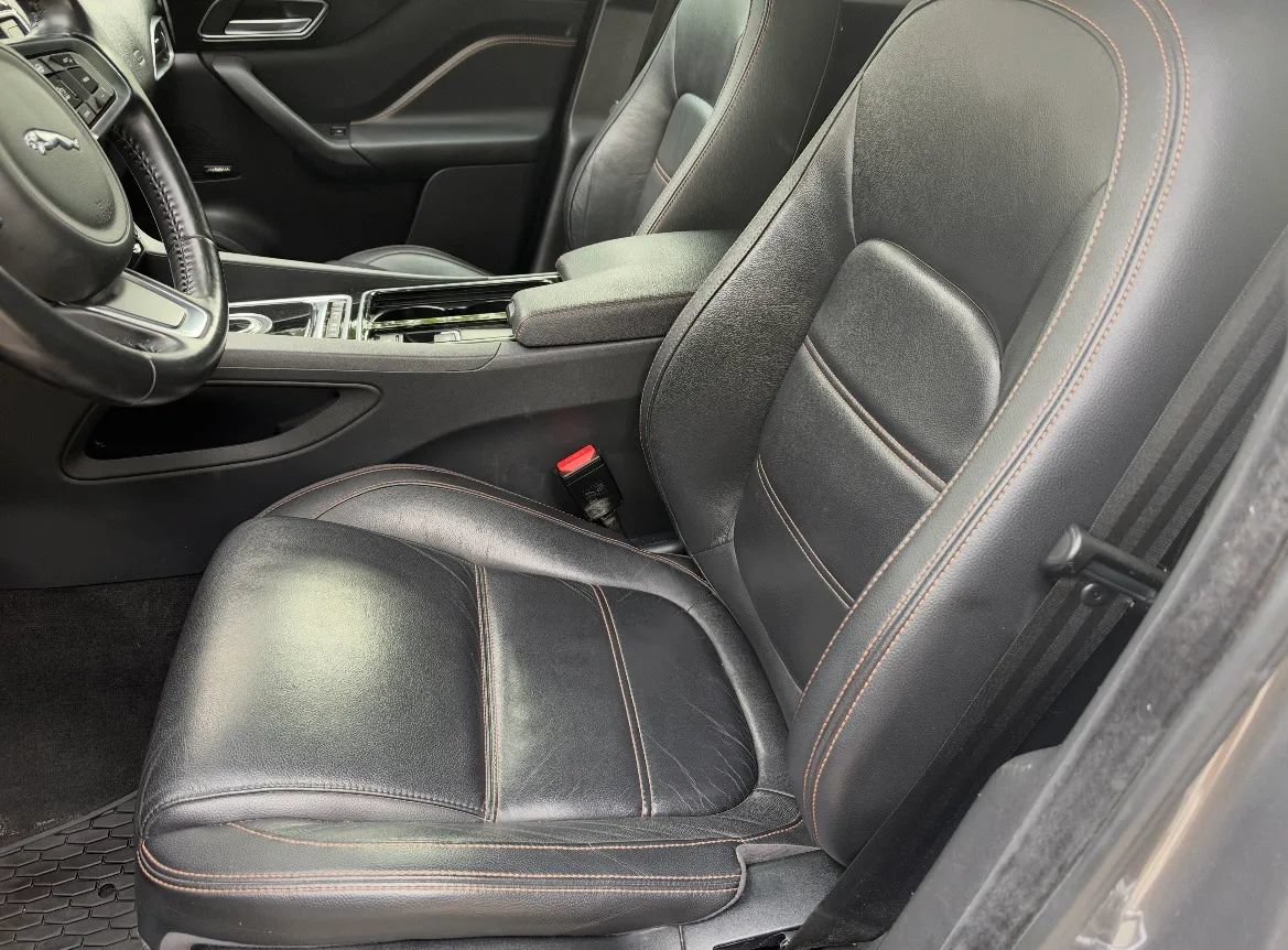Used 2018 Jaguar F-PACE Prestige AWD/4WD image 21