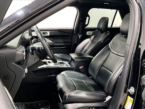 Used 2020 Ford Explorer ST w/ Premium Technology Package image 22