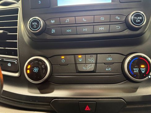 Used 2024 Ford Transit 250 148 Medium Roof image 27