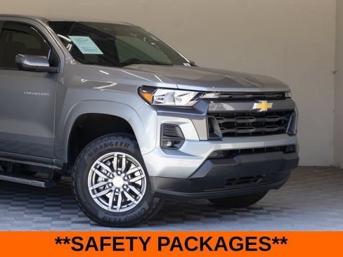 Used 2024 Chevrolet Colorado LT w/ LT Convenience Package II RWD image 3