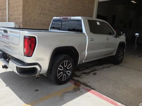 Used 2019 GMC Sierra 1500 SLT RWD image 3