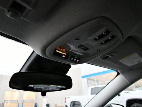 New 2026 Chevrolet Trax ACTIV w/ Sunroof Package FWD image 25