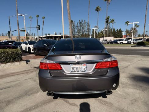 Used 2014 Honda Accord Sport image 4