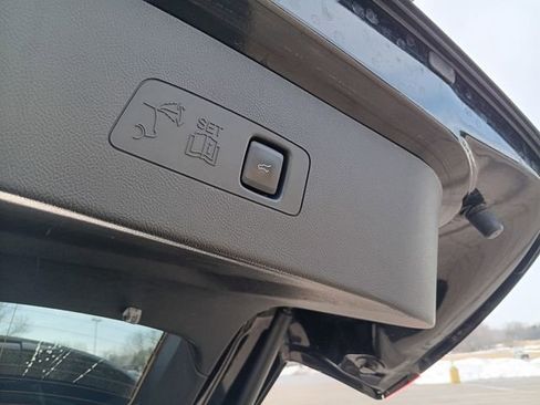 Used 2021 Lincoln Corsair Reserve w/ Equipment Group 201A image 26