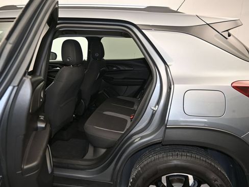 Used 2021 Chevrolet TrailBlazer LT w/ Convenience Package FWD image 22