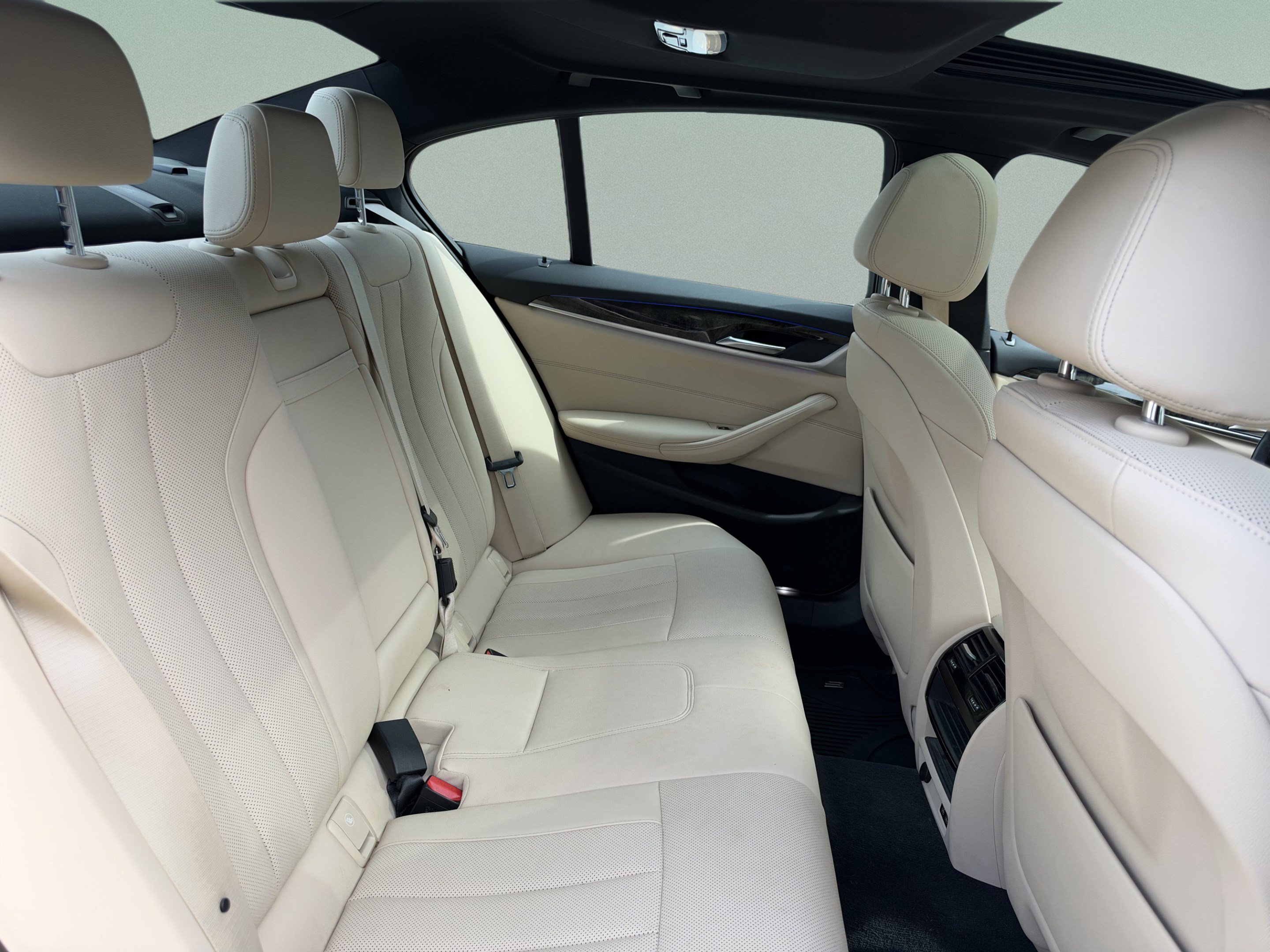 Used 2022 BMW 540i w/ Convenience Package RWD image 27
