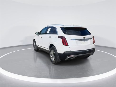Used 2021 Cadillac XT5 Premium Luxury image 9
