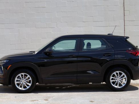 Used 2026 Chevrolet TrailBlazer LS FWD image 44
