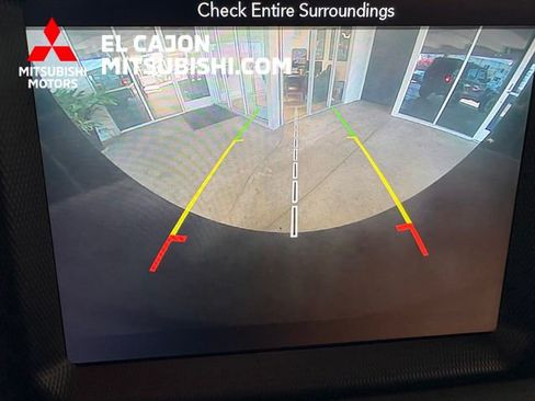 Used 2018 Jeep Wrangler Unlimited Sahara w/ Uconnect 4C Nav & Sound Group AWD/4WD image 20