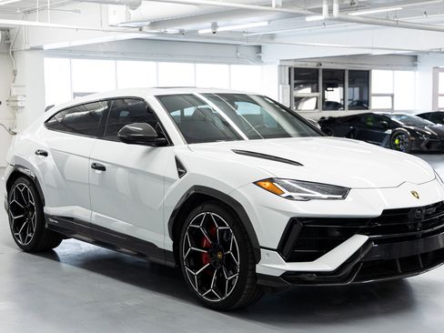 Used 2024 Lamborghini Urus Performante image 6