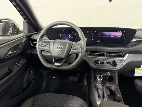 New 2026 Buick Envista Preferred w/ Convenience II Package FWD image 21