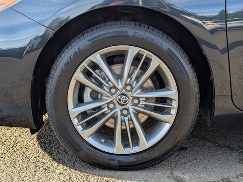 Used 2016 Toyota Camry SE image 34