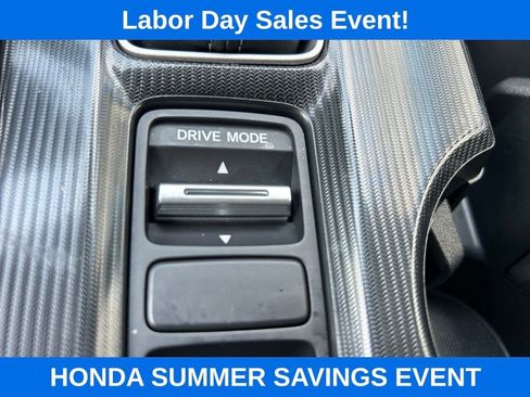 Used 2025 Honda Civic Sport image 25