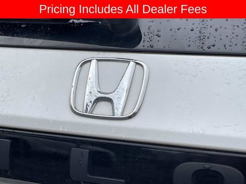 Used 2023 Honda Pilot Elite image 6