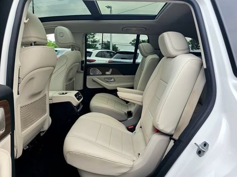 Certified 2024 Mercedes-Benz GLS 450 4MATIC image 24