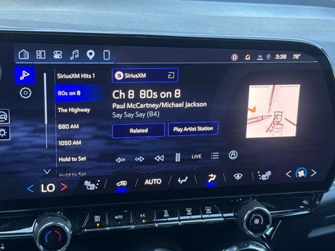 Used 2026 Chevrolet Blazer EV LT FWD image 25