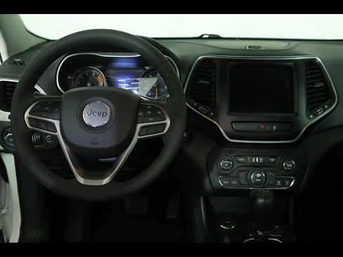 Used 2022 Jeep Cherokee Latitude Lux AWD/4WD image 17