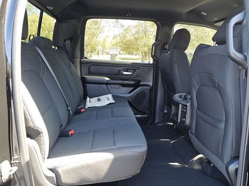 New 2026 RAM 1500 Express AWD/4WD image 14